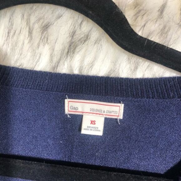 Gap dark blue white striped button up v-neck cardigan sweater - Picture 3 of 8